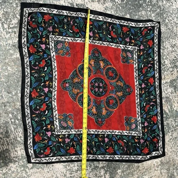 Vintage Floral Silk Scarf 30X30 - Picture 4 of 4